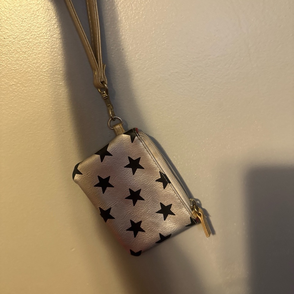 Star Patterned Silver Wristlet - image 1